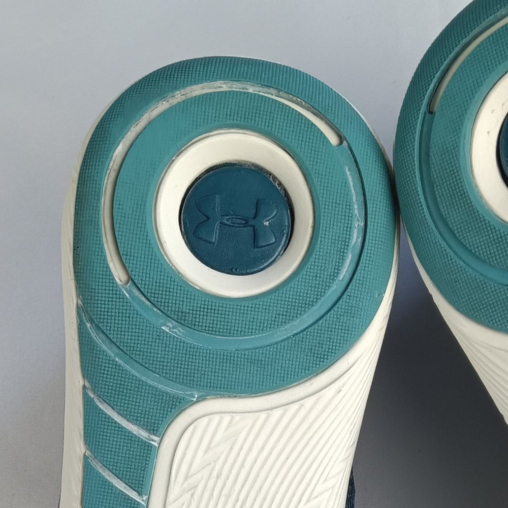 Under Armour Men's Running Sneakers. - Picture 7 of 13